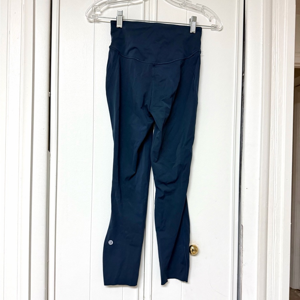 Lululemon Base Pace High-Rise Crop 23" - Navy